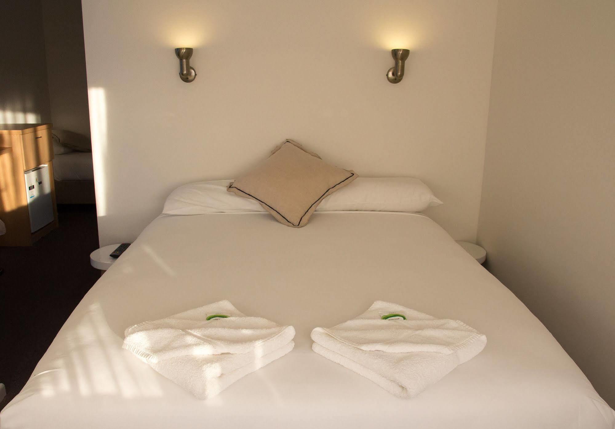 Bathurst Explorers Motel Экстерьер фото